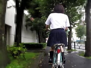 ※Viewing Caution※【Absolutely watch to the end】Video chasing young students in Japan 003