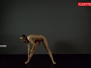 Brunette gymnast showing of her ass