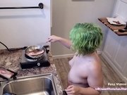 Cooking with Kiwwi and eating CUM covered BACON!|4::Blowjob,6::Amateur,12::Cumshot,17::Fetish,38::HD,46::Verified Amateurs,49::BBW
