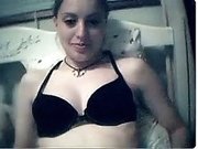 Sporty teen chick flashes her perky tits on webcam