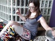 Amputee girl makes leg out of lego (non nude)