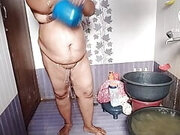 indian desi aunty nude shower in bathroom