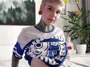 Amateur anal sex with a fan girl and huge cumshot on her pussy