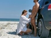 'Amateur couple have hot sex on the beach . WetKelly'