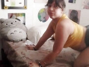 Stretches in my bed :contemplate and relax