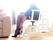 Milf in heels and stockings, masturbates after dirty phone