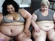 'SSBBW Brianna and BBW Beccabae Doing Situps and Squashes'