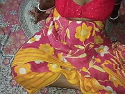 Desi village husband aur wife ki chudai-in desi village husband wife doggy style fucking