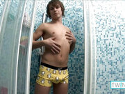 Blonde Cute Twink Ezra M Masturbates And Stuffs His Ass!