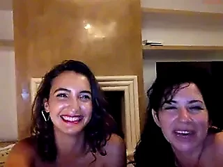 Mother and daughter milk the family webcam cashcow -snipit 2